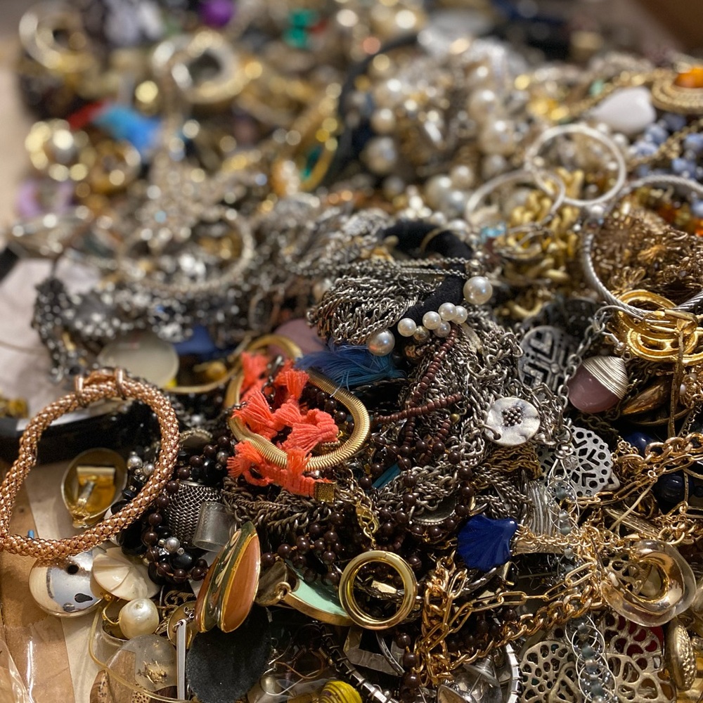 Vintage Costume Junk Jewelry